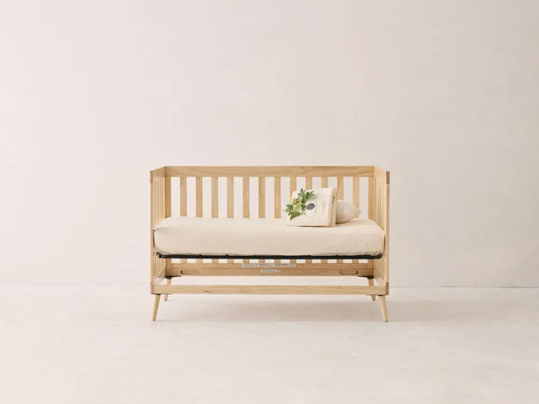 Organic Cotton Waterproof Crib Mattress Pad Protector